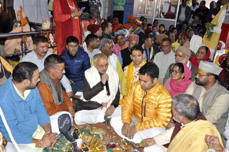 भगवान श्री कृष्ण जन्मोत्सव झांकी ने किया बदरी-केदार भ्रमण।