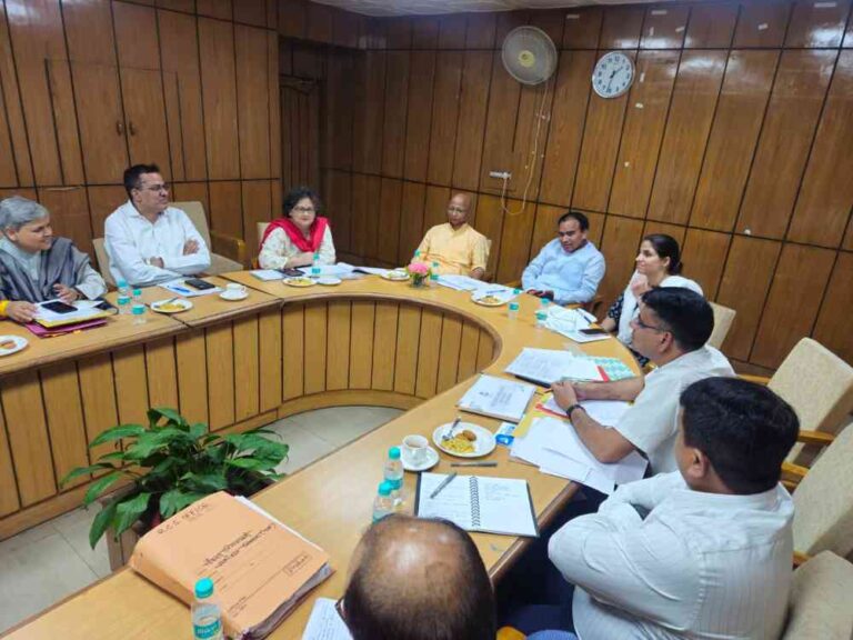 7950 ग्राम सभा में सहकारी समिति होनी जरूरी: डॉ धन सिंह रावत