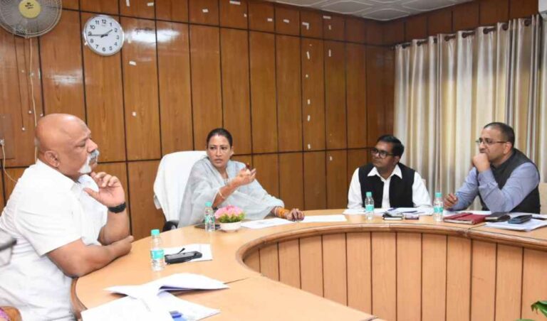 राष्ट्रीय खेलों को लेकर बच्चों में जागरूकता फैलाने के लिए खेल मंत्री रेखा आर्या की अनुपम पहल