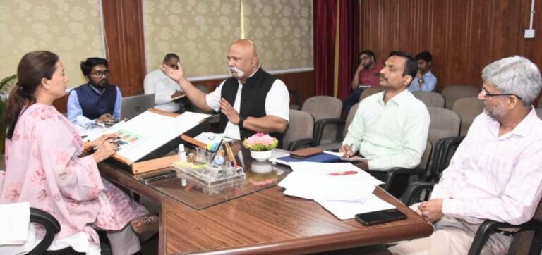 युवा कल्याण मंत्री रेखा आर्या ने “युवा नीति” के मसौदे पर की गहन चर्चा