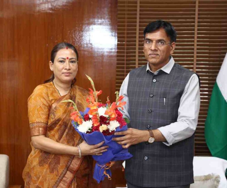 खेल मंत्री रेखा आर्या ने राष्ट्रीय खेलों के लिए GTCC के गठन पर केंद्रीय खेल मंत्री का जताया आभार, युवा महोत्सव में आने के लिए किया आमंत्रित