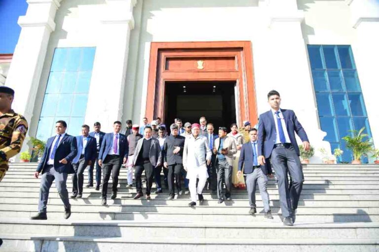 भराड़ीसैंण में मुख्यमंत्री ने भू कानून के साथ ही पलायन निवारण आयोग बैठक की अध्यक्षता की