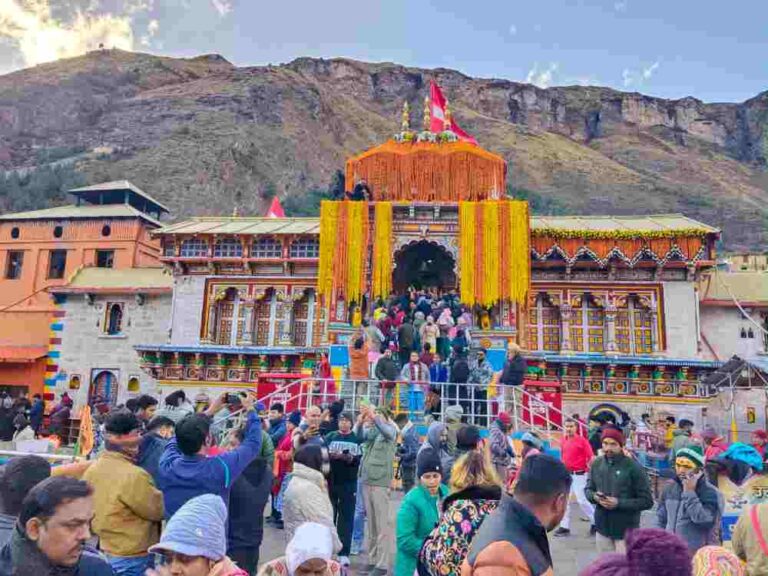 17 नवंबर को श्री बदरीनाथ धाम कपाट बंद होने का कार्यक्रम इस तरह रहेगा।