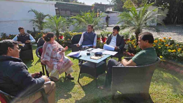 कैबिनेट मंत्री प्रेमचंद अग्रवाल ने शीघ्र प्रदेश में मास्टर प्लान लागू किये जाने के निर्देश दिए