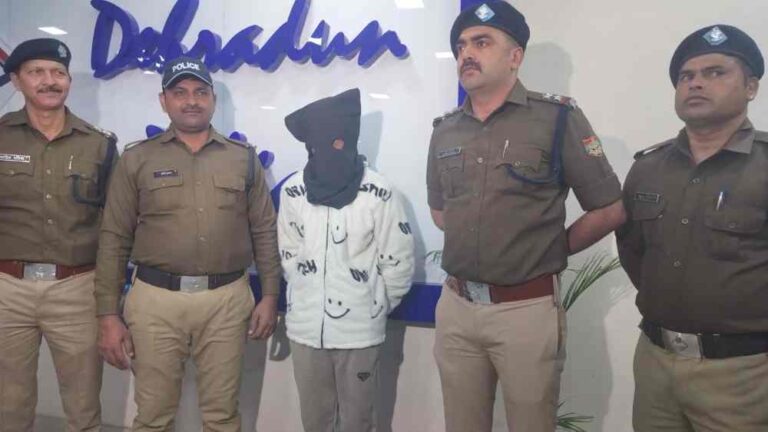 बन्द दुकानों में हुई चोरी की घटनाओ का दून पुलिस ने किया खुलासा