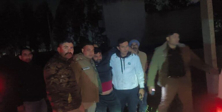 दूँन पुलिस ने बदमाशों का  पीछा करते हुए हरिद्वार में हुई मुठभेड़