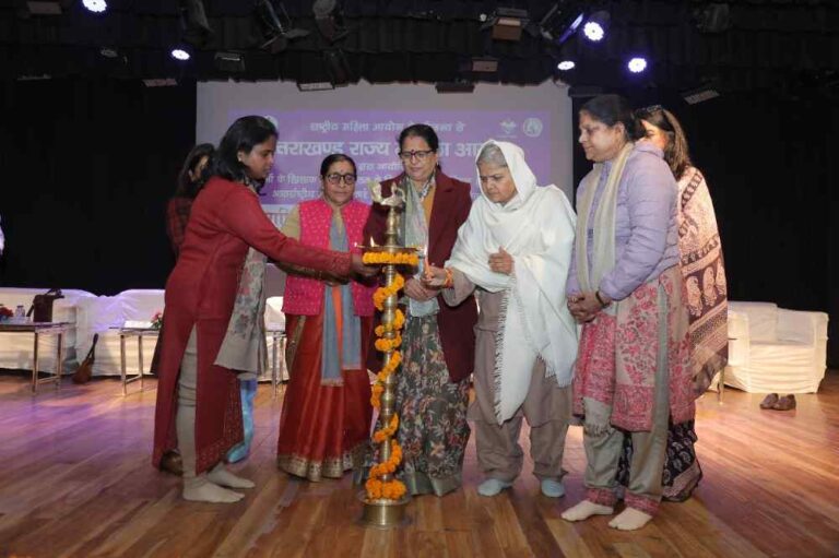 देवभूमि में निर्भय होकर कार्य करे मातृशक्ति, महिलाओं के विरुद्ध हिंसा उन्मूलन व लिंग समानता के लिए आयोग कर रहा काम : कुसुम कण्डवाल