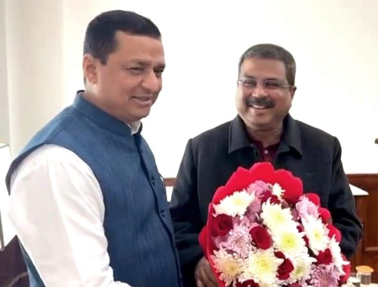 अनिल बलूनी ने की केंद्रीय शिक्षा मंत्री धर्मेंद्र प्रधान से शिष्टाचार भेंट कई मुद्दों पर की चर्चा