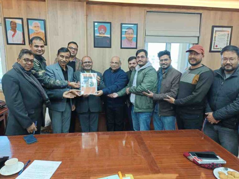 खारा हाइड्रो पावर प्रोजेक्ट के पिछले भाग में हो रहे भूस्खलन की रोकथाम को दिए अहम सुझाव