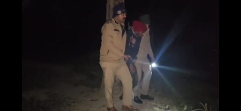 पुलिस और बदमाशों के बीच मुठभेड़