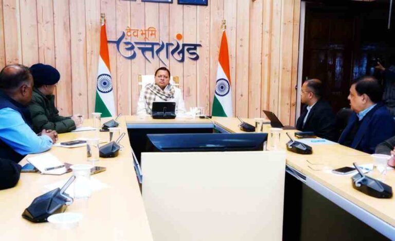 CM धामी ने उच्च स्तरीय बैठक में दिए निर्देश,ऐसे कार्मिक को चिह्नित किया जाए जो अपने दायित्वों का निर्वहन भली भांति नहीं करते