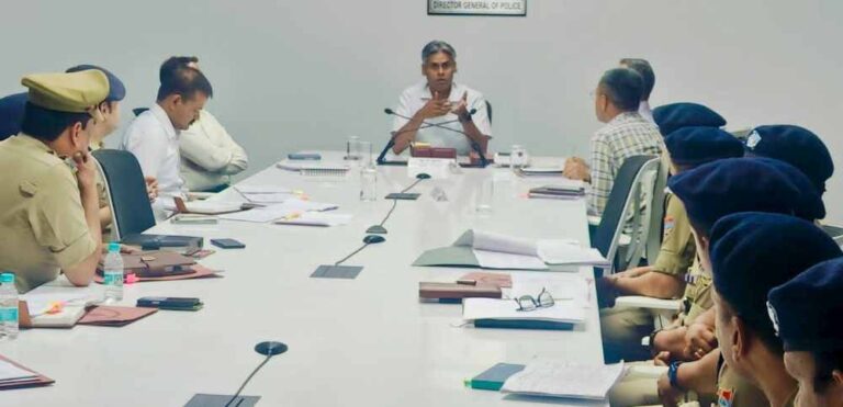 साइबर अपराध मामलों की ADG लॉ एंड ऑडर ने की समीक्षा, डिजिटल अरेस्ट व साइबर धोखाधड़ी पर सख्त कार्यवाही के दिए निर्देश