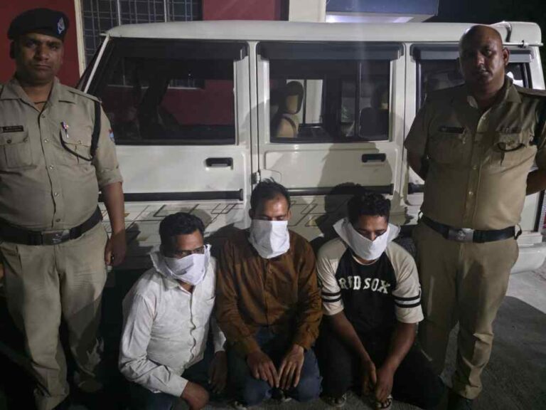 नकली पनीर की कालाबाजारी में लिप्त 03 मुख्य अभियुक्त आये दून पुलिस की गिरफ्त में