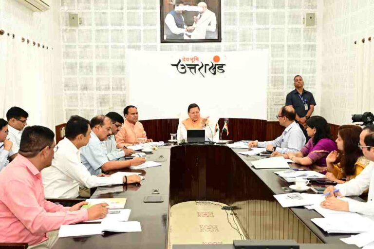 स्कूलों में बच्चों को पाठ्यचर्या में श्रीमद् भगवत गीता का अध्ययन भी कराया जाए- मुख्यमंत्री।