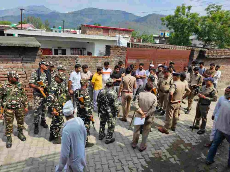 पाकिस्तान में भारतीय सेना द्वारा आतंकियों के विरुद्ध कार्यवाही हेतु चलाए गए ऑपरेशन सिंदूर के बाद दून पुलिस हाई अलर्ट पर