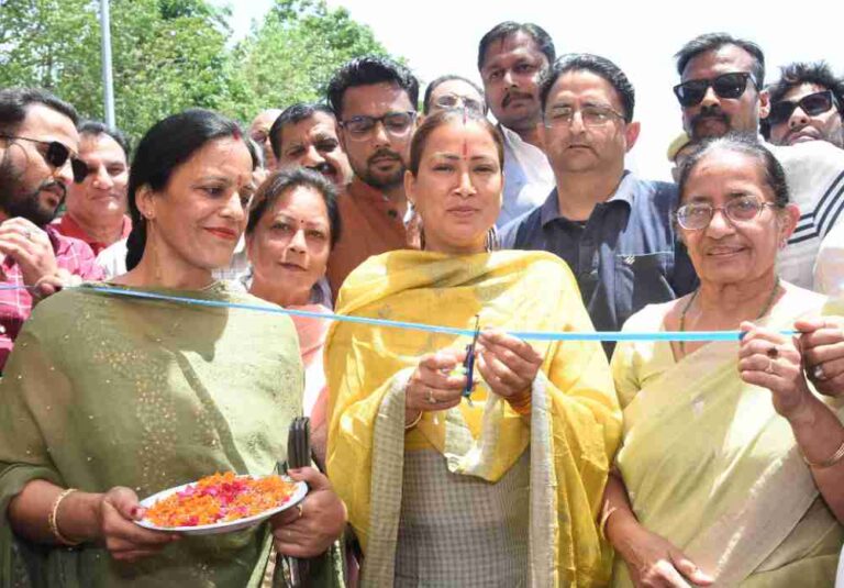 खेल मंत्री ने प्रेम नगर में किया मिनी स्टेडियम का लोकार्पण