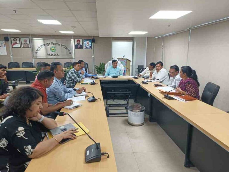 एमडीडीए उपाध्यक्ष ने की विभागीय समीक्षा, परियोजनाओं को समयबद्ध और गुणवत्तापूर्ण पूरा करने के दिए निर्देश