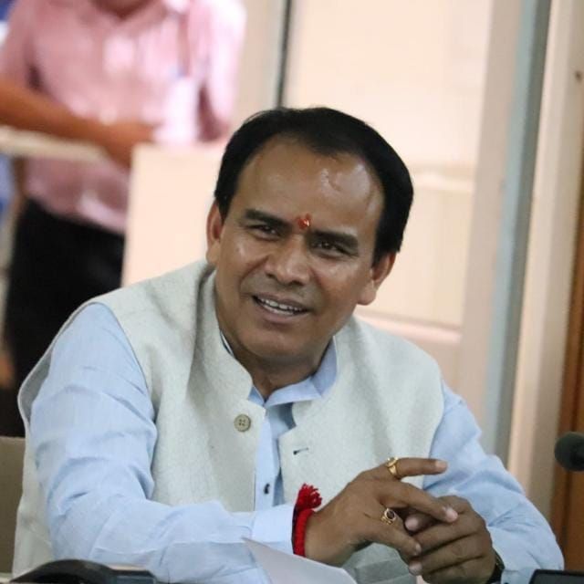 श्रीनगर मेडिकल कॉलेज को मिले 9 और विशेषज्ञ चिकित्सक