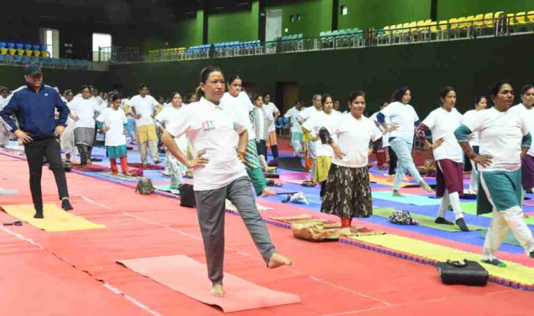 आंगनबाड़ी केंद्रों पर नियमित रूप से होगा योग : रेखा आर्या