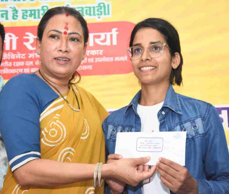 सेवा के साथ पुण्य भी है आंगनबाड़ी कार्यकत्रियों का दायित्व: रेखा आर्या