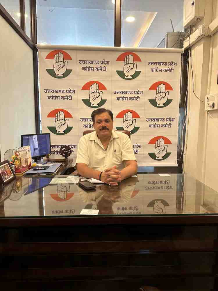 कांग्रेसजन पंचायत चुनाव को संगठन विस्तार के उत्सव के रूप में लें : महर्षि