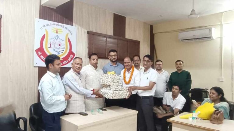 अधिशासी अभियंता अनिल ध्यानी के सेवानिवृत्ति अवसर पर भब्य विदाई समारोह