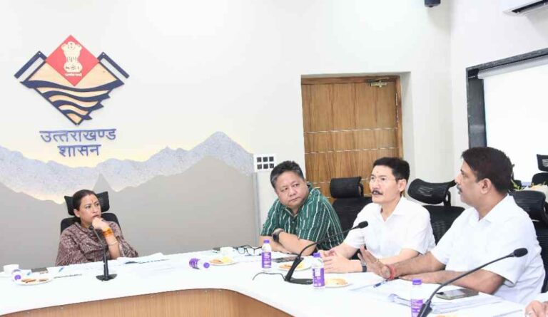 किसानों को 72 घंटे के अंदर मिले फसल का पैसा : रेखा आर्या