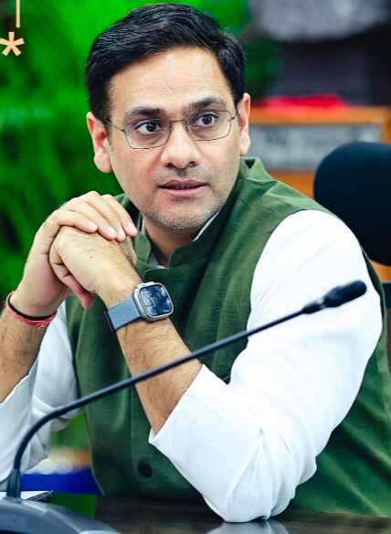 मंत्री सौरभ बहुगुणा ने पेराई सत्र 2025-26 के लिए गन्ना आपूर्ति एवं सट्टा नीति जारी की