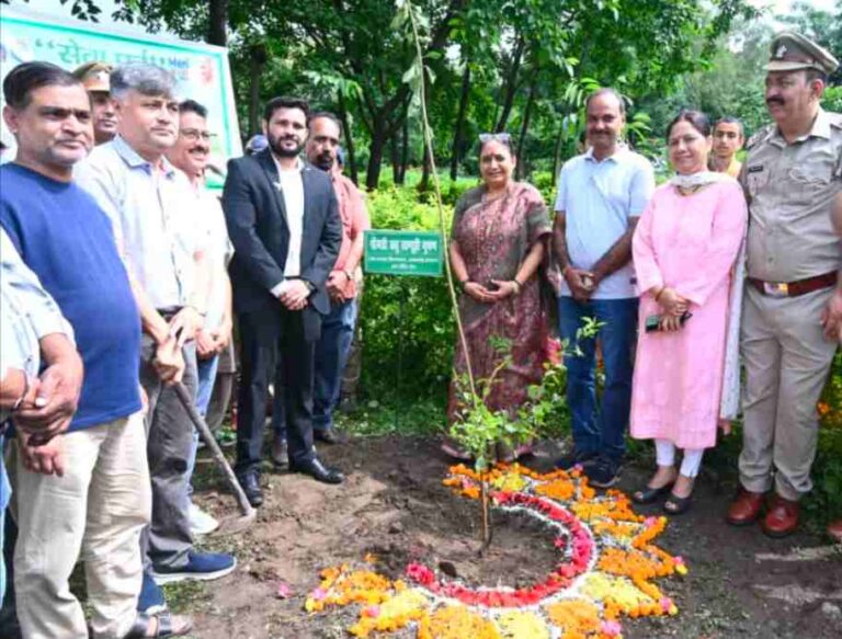 विधानसभा अध्यक्ष ने सेवा पखवाड़ा के रूप में मनाया प्रधानमंत्री नरेंद्र मोदी का जन्मदिवस