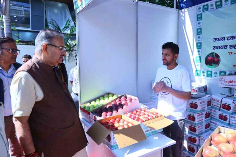सेब महोत्सव 2.0 का कृषि मंत्री गणेश जोशी ने किया शुभारंभ