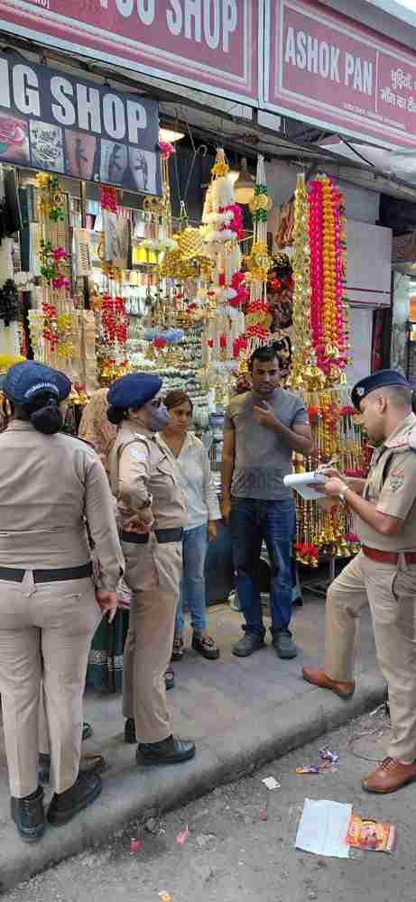 अवैध अतिक्रमण के विरूद्ध जारी दून पुलिस का अभियान