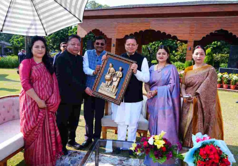 फाइलों में देरी न हो, निर्णय लक्ष्य आधारित हों—मुख्यमंत्री ने IAS अधिकारियों को दी स्पष्ट हिदायत