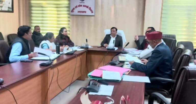 धामी सरकार का ऐलान, 15 दिवंगत पत्रकारों के आश्रितों को मिलेंगे 5-5 लाख रुपए