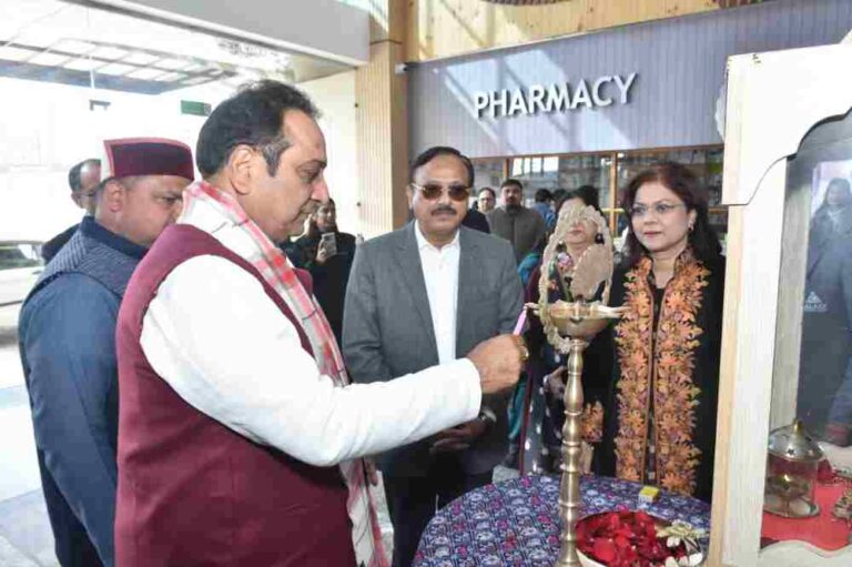 एमएस गैलेक्सी मल्टीस्पेशलिटी हॉस्पिटल में निःशुल्क स्वास्थ्य शिविर का आयोजन