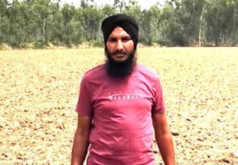 वरिष्ठ कांग्रेस नेताओं के प्रतिनिधि मण्डल ने मृतक किसान के परिजनों से मुलाक़ात की