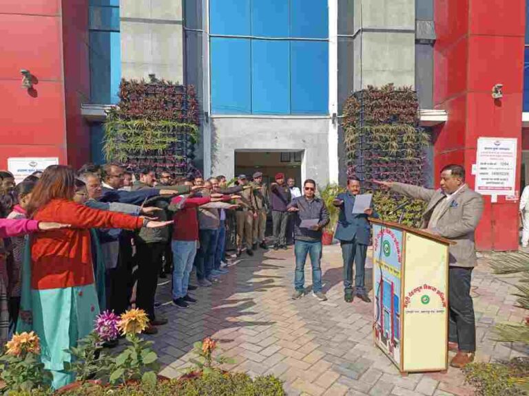 लोकतंत्र की मजबूती में मतदाता की निर्णायक भूमिका : बंशीधर तिवारी