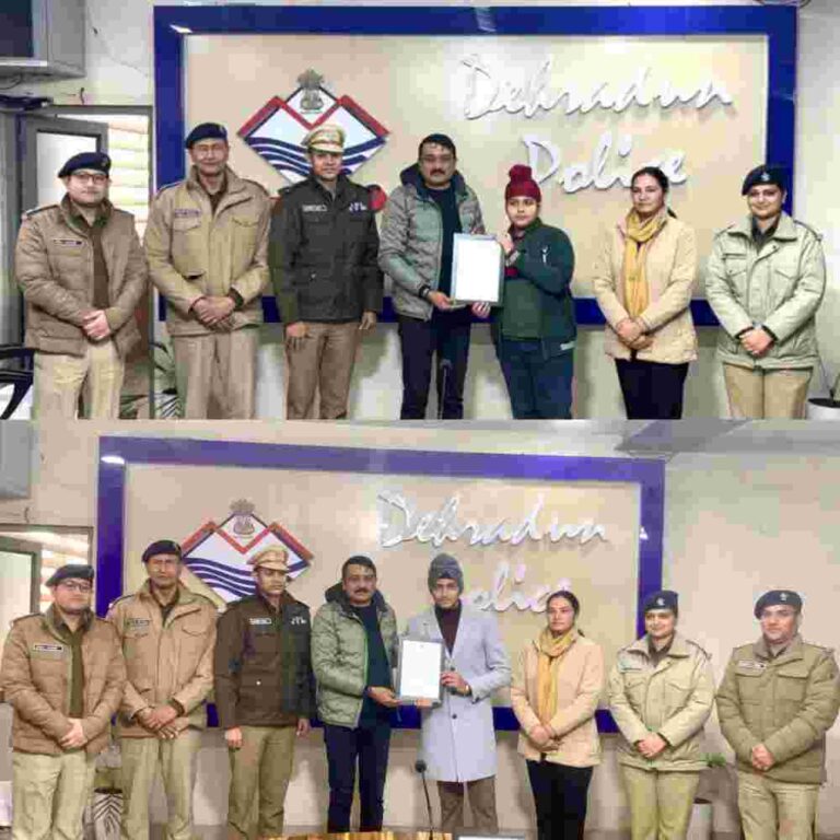 महिला की जान बचाने वाले 02 बहादुर बच्चों को एसएसपी दून ने किया सम्मानित